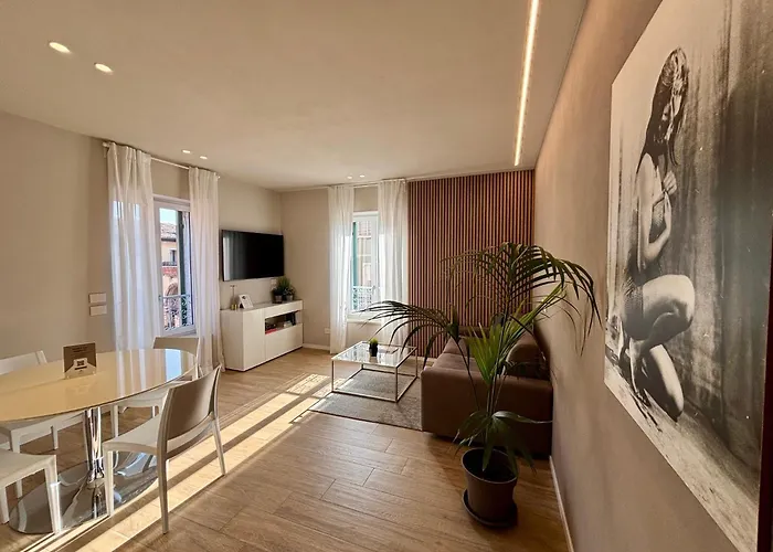 Palazzo Betteloni * Bardolino