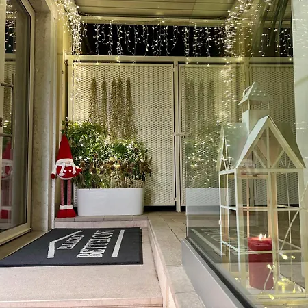 Palazzo Betteloni *